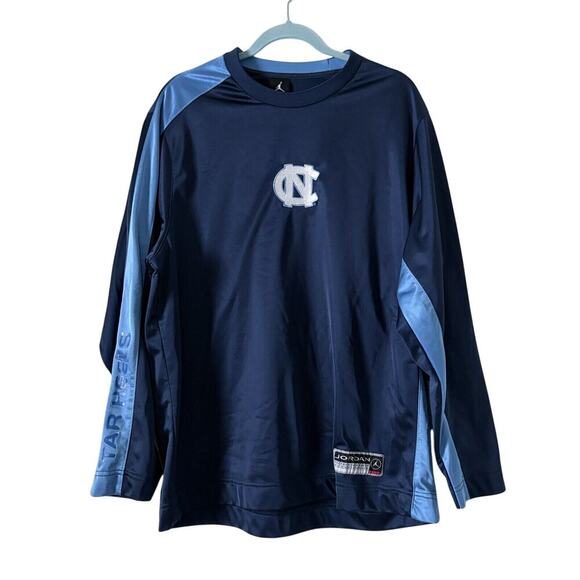 NIKE Carolina Tar Heels UNC  Jordan Center Patch Long Sleeve Shirt  Men's Medium - Picture 1 of 8